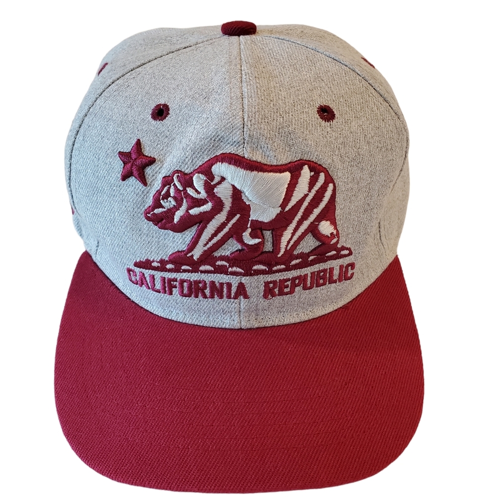California Republic Hat Snapback Cali Embroidered Bear Logo Gray Red Cap